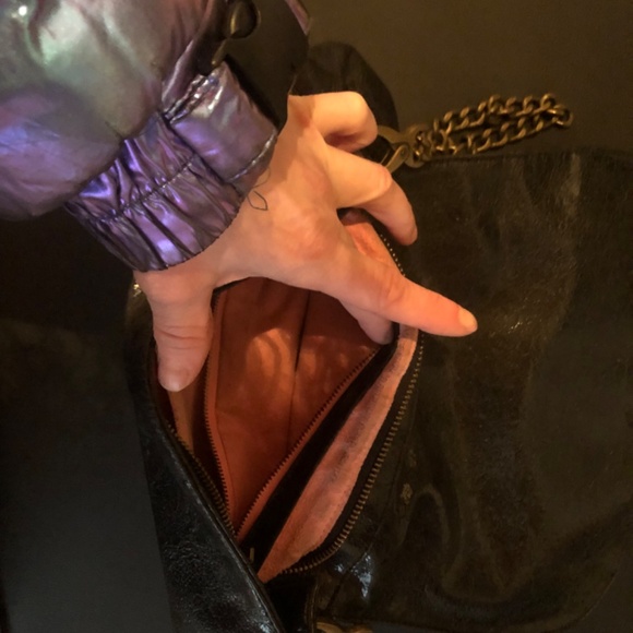 Matt & Nat purse Black clutch w removable strap - Picture 7 of 10